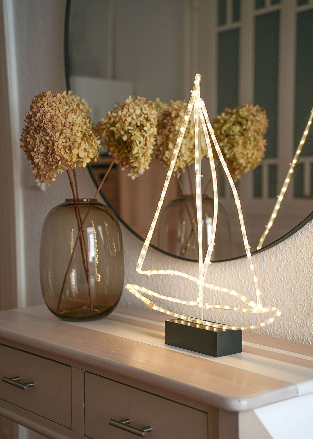 LED-SEGELBOOT-DESIGNLEUCHTE