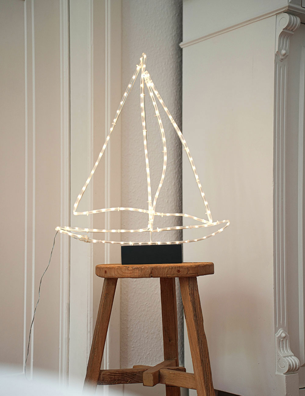 LED-SEGELBOOT-DESIGNLEUCHTE